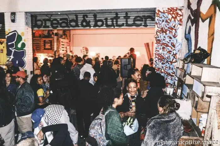 Bread &amp; Butter x CLASH Lounge eröffnet: Kreative Zusammenarbeit in Ost-London