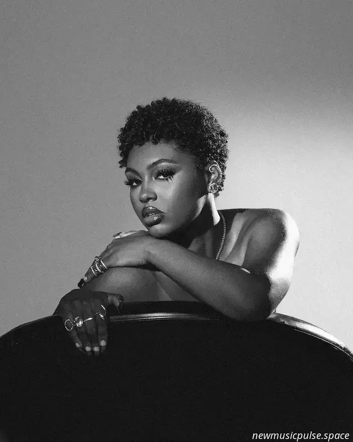 Tiana Major9 объявляет о дебютном альбоме «November Scorpio»