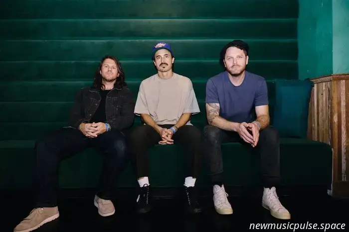 Feature: The Fray erinnert sich an 20 Jahre "How to Save a Life" und tritt in eine neue Ära der Musik ein - Atwood Magazine