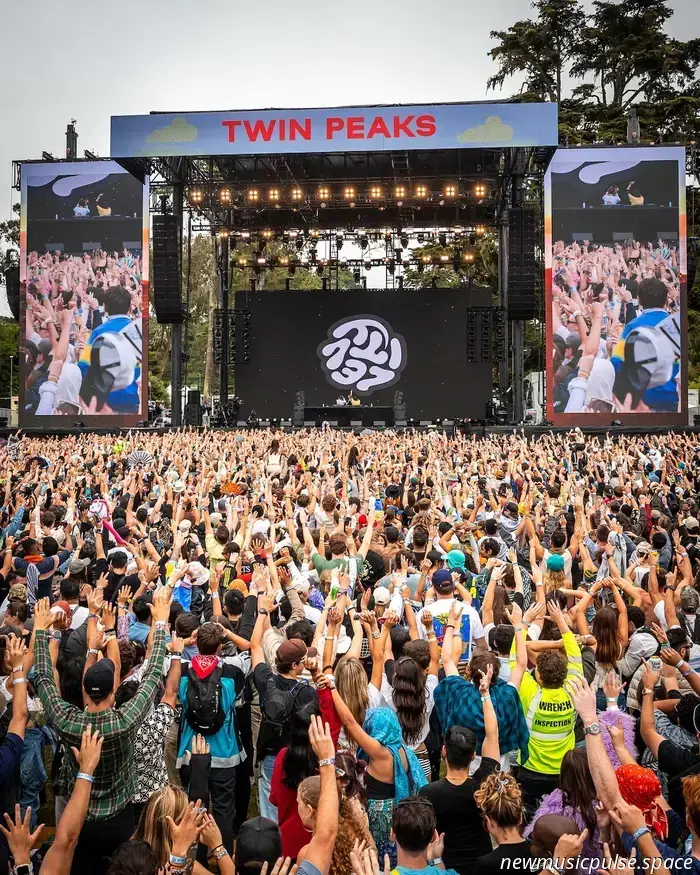 Outside Lands 2025 bietet aufregende Nachtshows und steigende Kosten - Atwood Magazine