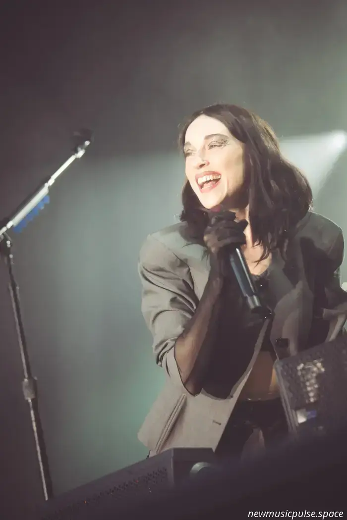 Live Gallery: St. Vincent – Somerset House, Londra