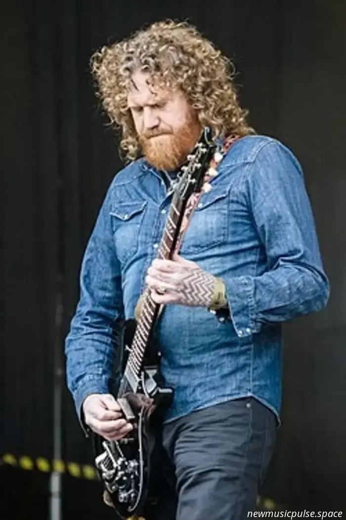 Former Mastodon guitarist Brent Hinds has passed away.