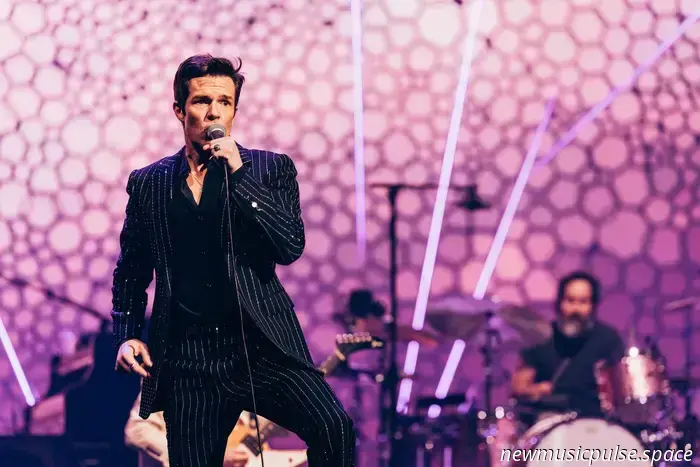 Live-Review: The Killers machen in Las Vegas einen heißen Tanz - Atwood Magazine