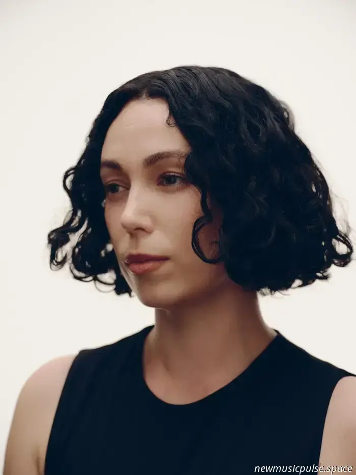 Kelly Lee Owens Utilizes Her ‘KELLY’ EP As A Time Capsule