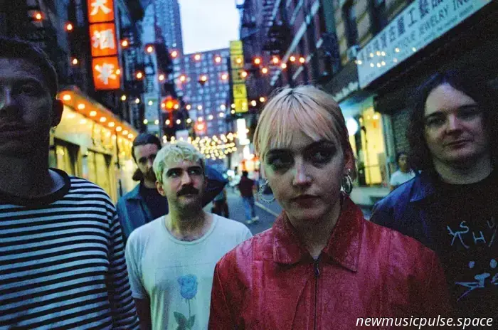 Just Mustard – SIAMO APPENA STATI QUI