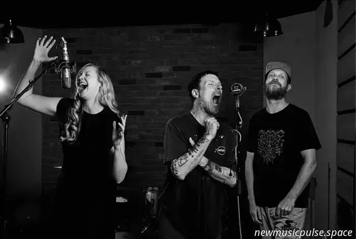 Sleaford Mods condividono il video musicale di Halloween per «The Good Life»