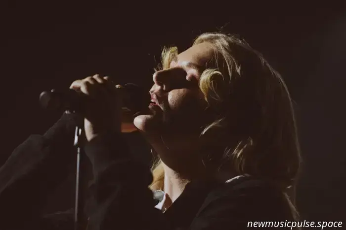 Выступление Self Esteem в Manchester Academy — радостное торжество