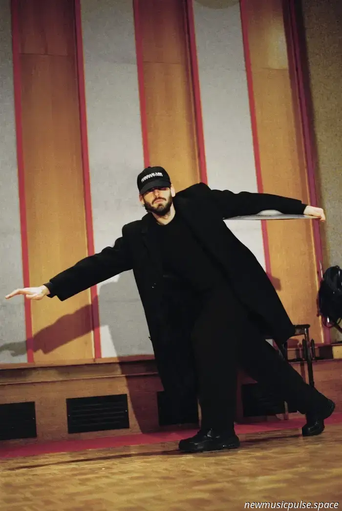 Interview mit Jordan Lee: Ein „Kämpfer für die Liebe“ und Anerkennung in der europäischen Soul-Groove-Szene - Atwood Magazine