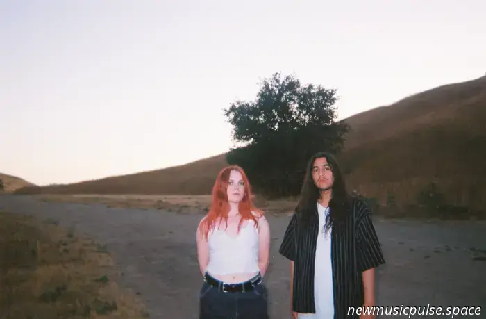 Track-by-Track: Drauve Infuses Raw Emotion into Radiant Shoegaze on ‘Timeline’ - Atwood Magazine