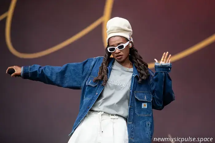 Little Simz, Obongjayar, KOKOROKO und weitere für Cross The Track 2026 angekündigt