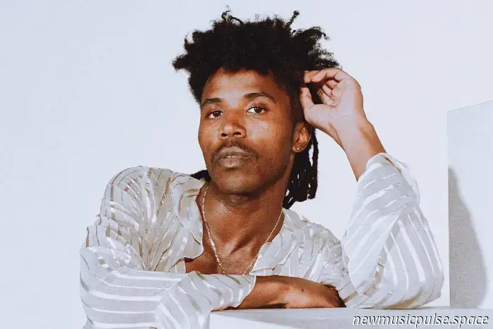 DE’WAYNE steps confidently into a dynamic new phase with "June," a love anthem that embodies liberation and alluring confidence - Atwood Magazine