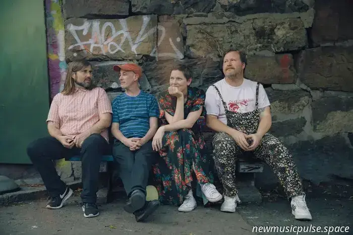 Allo Darlin' Unveils First Album in Eleven Years, Titled 'Bright Nights'