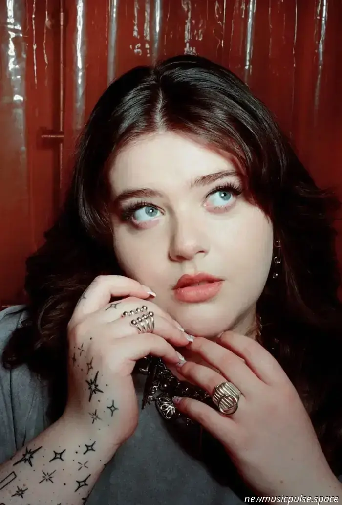 Новый EP Изабель «It Is That Deep» ценит искренность