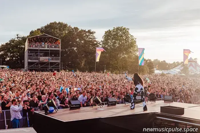 Mighty Hoopla 2026: Lily Allen and Scissor Sisters to Lead the Lineup