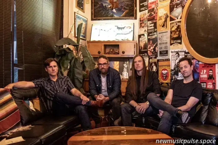 Jimmy Eat World kündigen riesige 'Bleed American'-Open-Air-Shows in Großbritannien an