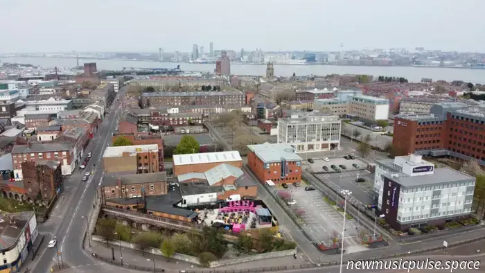 Будущее — Биркенхед: Future Yard в пять