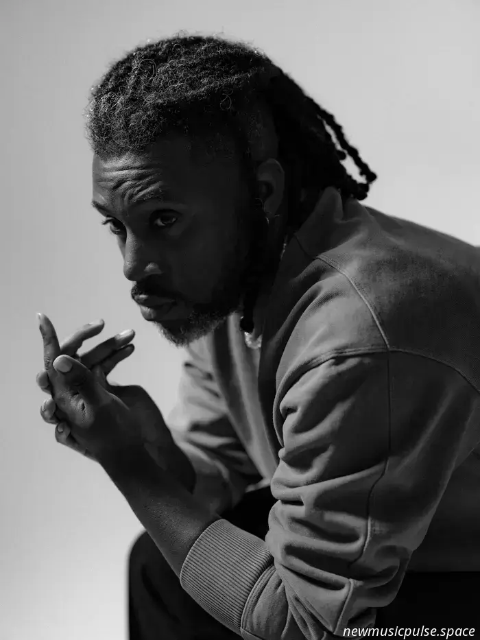 "Tuo Sempre": Aaron Taylor trasforma una potente promessa in musica emozionante nel suo EP minimale - Atwood Magazine