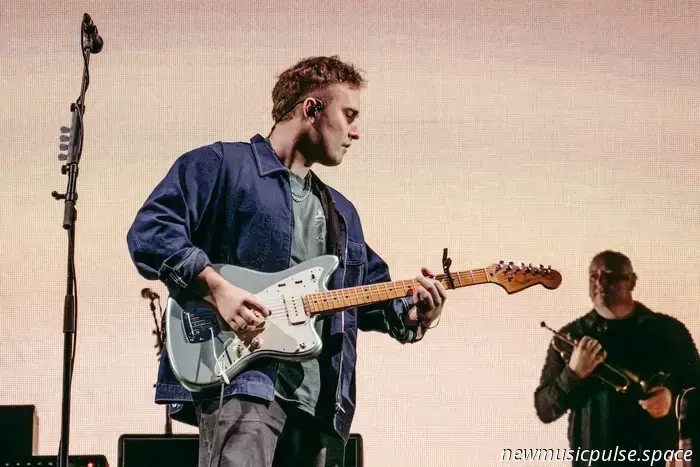 Resoconto dal vivo: Sam Fender – Wythamshawe Park, Manchester