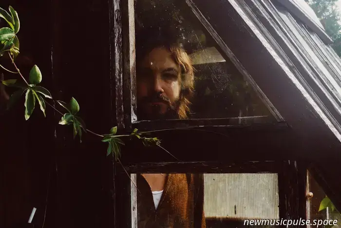 “Lava el daño”: DM Arthur abraza la resiliencia, la liberación y la renovación en el optimista “Fire & Soap” - Atwood Magazine