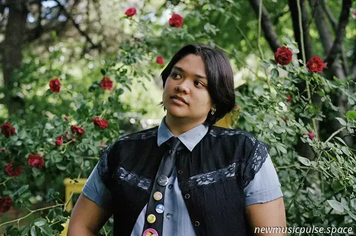 „Die Entstehung von ‚daisy‘ – und warum es nicht auf Streaming-Plattformen verfügbar ist“: Ein Essay von Leilani Patao - Atwood Magazine