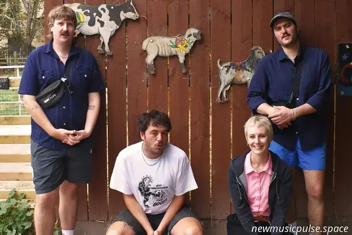 Getdown Services collaborates with Mumble Tide for a tribute cover of Brian Wilson.