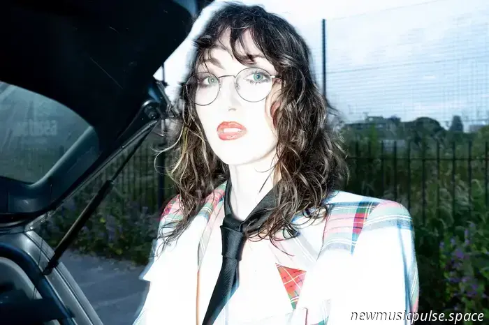 "Jessica Winter Discusses the Two Types of Music Today"