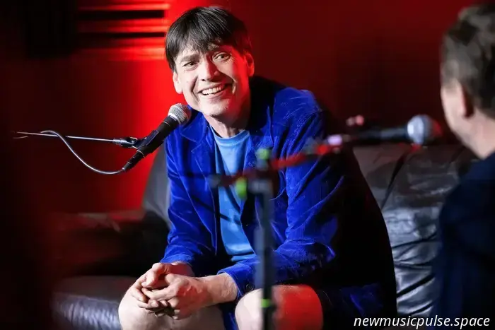 Alex James Discusses Britpop, The Big Feastival, and Blur