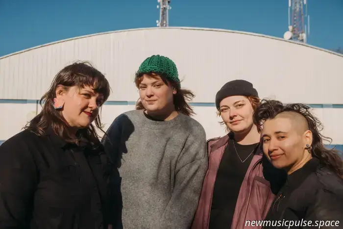 “Anger, Death, & Acceptance”: Stevie Knipe of Adult Mom Provides a Voice to Life’s Toughest Emotions on ‘Natural Causes’ - Atwood Magazine