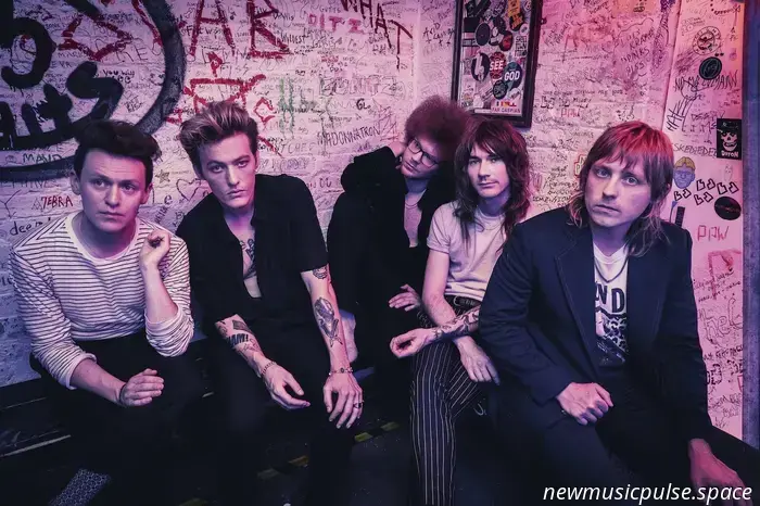 Brigitte Calls Me Baby verwandelte die Todesangst in romantische Rocklieder voller Hoffnung, Dramatik und existenzieller Angst.