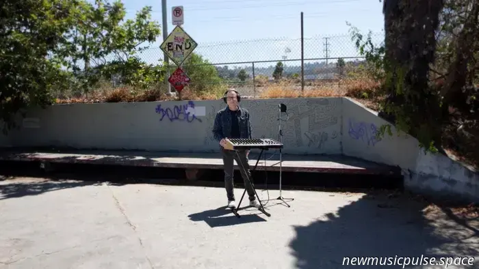 Fred Armisen has created an album featuring sound effects.