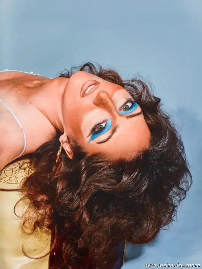 Jessica Winter Unveils Her Authentic Self in ‘Aftersun’