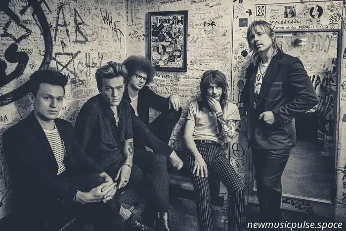 Brigitte Calls Me Baby verwandelte die Todesangst in romantische Rocklieder voller Hoffnung, Dramatik und existenzieller Angst.