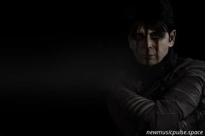 Gary Numan Reveals ‘A Perfect Circle: Live’