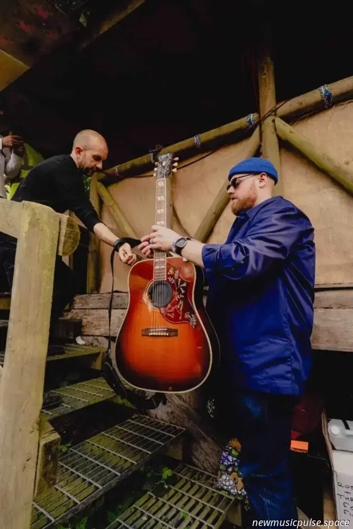 Strummerville 2025 en el festival de Glastonbury