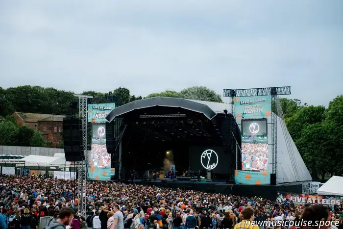 Lo viejo se encuentra con lo nuevo en Vivo en Leeds In The Park 2025, donde los futuros cabezas de cartel se codean con la realeza independiente