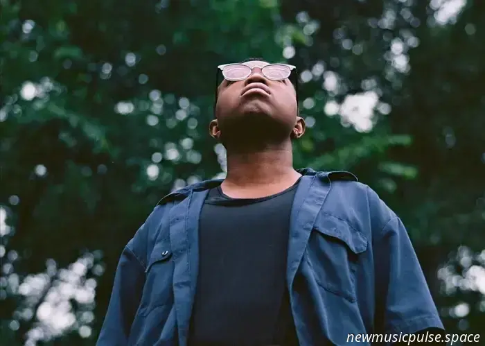 Anjimile veröffentlicht neue Single „Auld Lang Syne II“