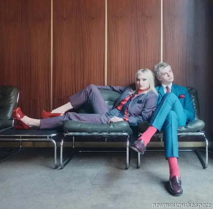 “Vogliamo sostenere l'individualismo!” CLASH incontra The Molotovs