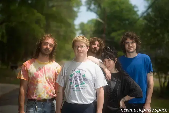 Mercoledì - Sanguina