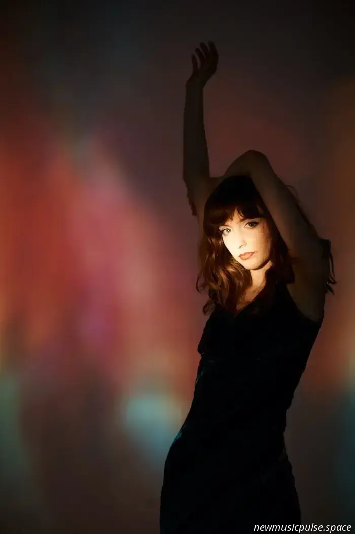 Jenny On Holiday brilla con il nuovo singolo 'Good Intentions'