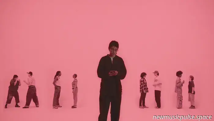 Articolo in evidenza: St. Panther su guidare con empatia, farsi sentire quando conta e creare il sound neo-soul di 'Strange World' - Atwood Magazine