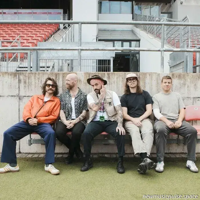 IDLES поделились ремиксом от Interpol