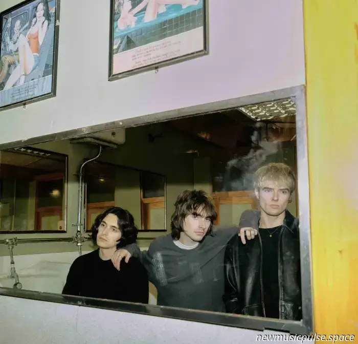 Villanelle Makes a Comeback with ‘Measly Means’