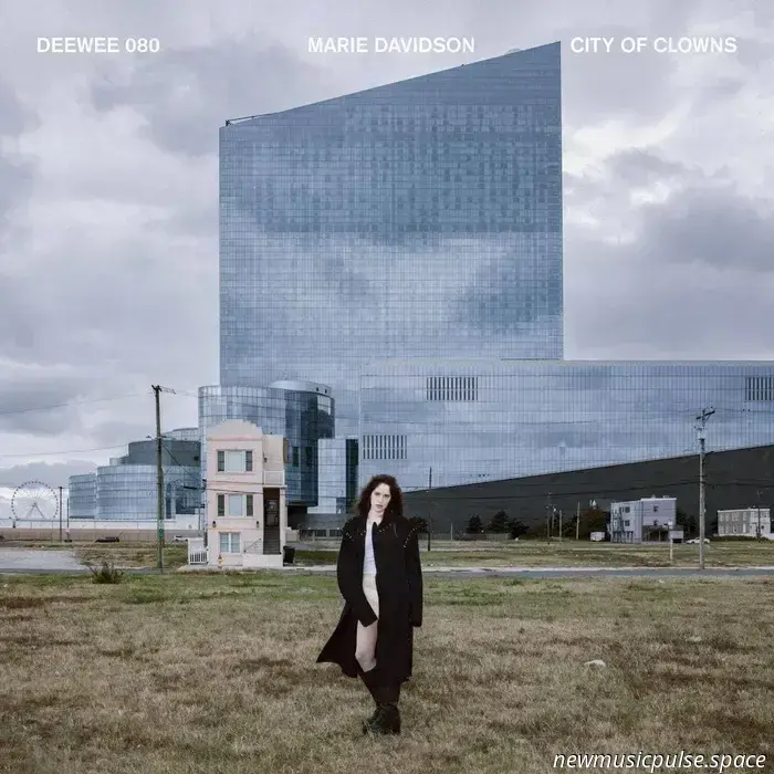 Marie Davidson-La città dei clown