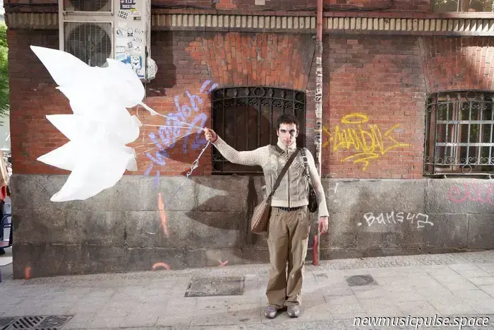 Ralphie Choo veröffentlicht zwei neue Singles „TENTACIÓN“ und „ROCCO“