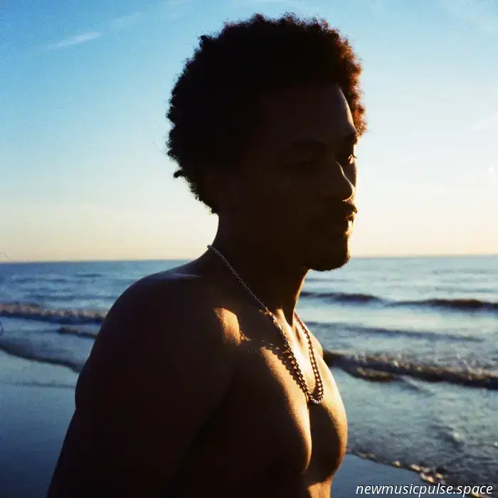 Künstler im Blick: Arno Sacco findet Stärke in Stille und Verletzlichkeit auf seinem seelenbewegenden Debüt „Blue Boy“ - Atwood Magazine