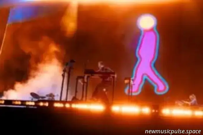Barry Can’t Swim presenta una alegre fiesta por su debut como cabeza de cartel en All Points East 2025