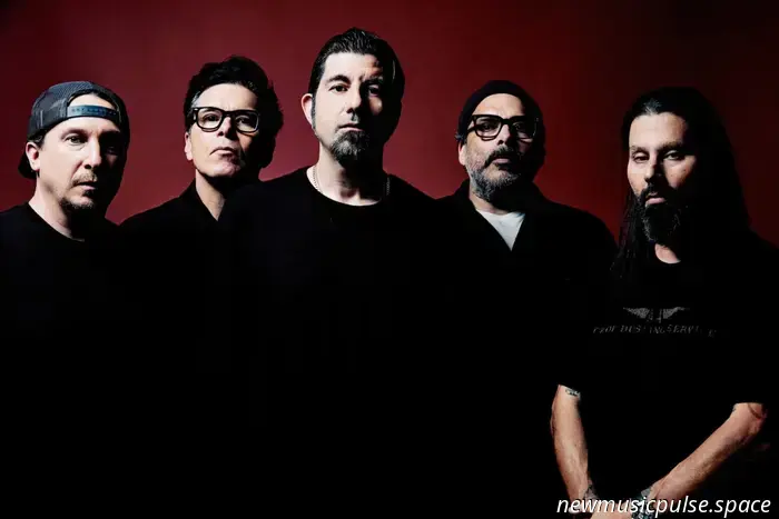Deftones veröffentlichen die zweite 'Private Music'-Vorschau 'milk of the madonna'