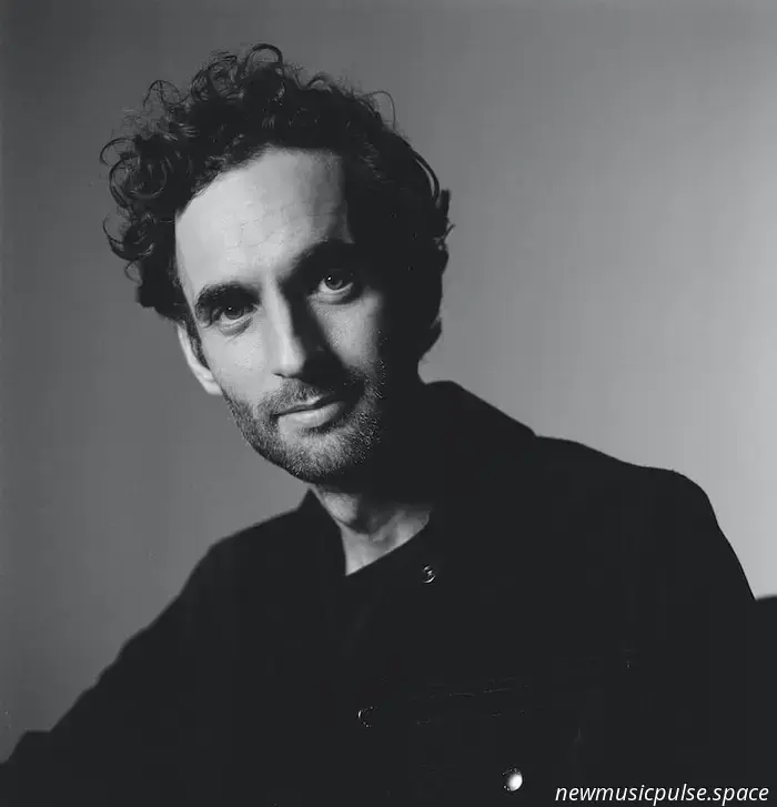 Eine Einladung zur Präsenz: Julian Lage im Gespräch