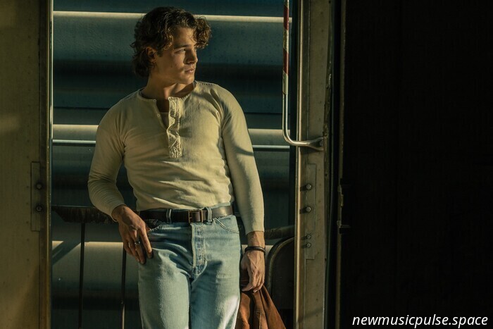 Intervista: Max McNown ha preso la strada più lunga per Nashville — e il percorso panoramico si vede in 'Night Diving (The Cost of Growing Up)' - Atwood Magazine