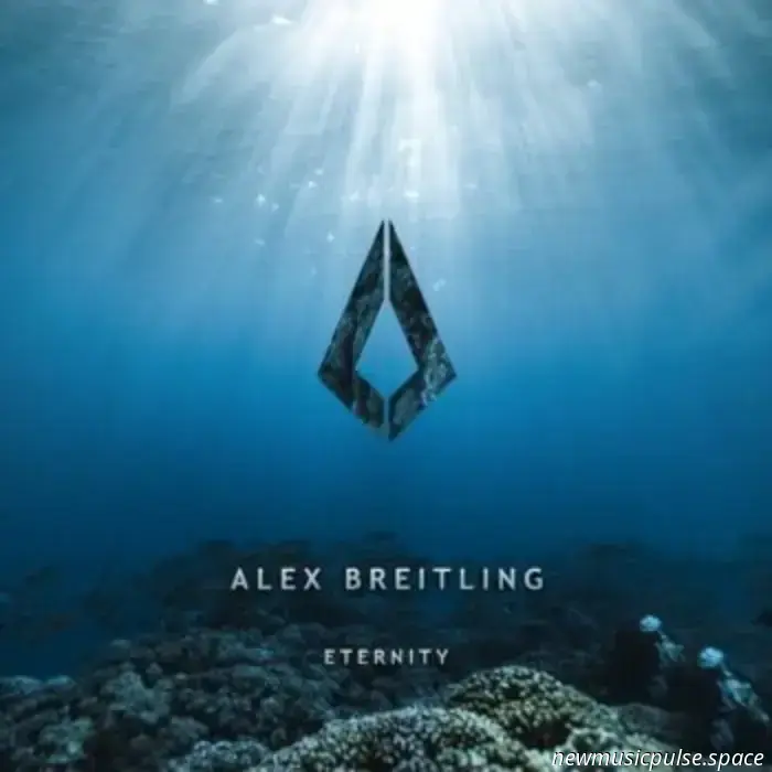 Tauche durch Alex Breitlings immersives „Eternity“ ins Korallenriff ein - Atwood Magazine